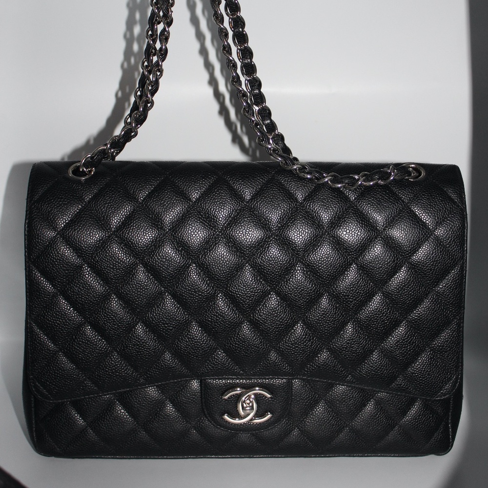 Chanel Caviar Quilted Maxi Double Flap Black - Picture 2 of 16
